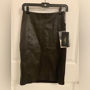 Beautiful Max Mara Weekend Skirt Size 6 US